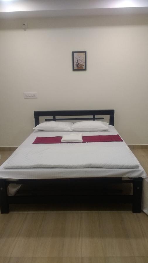 Dhoni Castle Hotel Palakkad Buitenkant foto