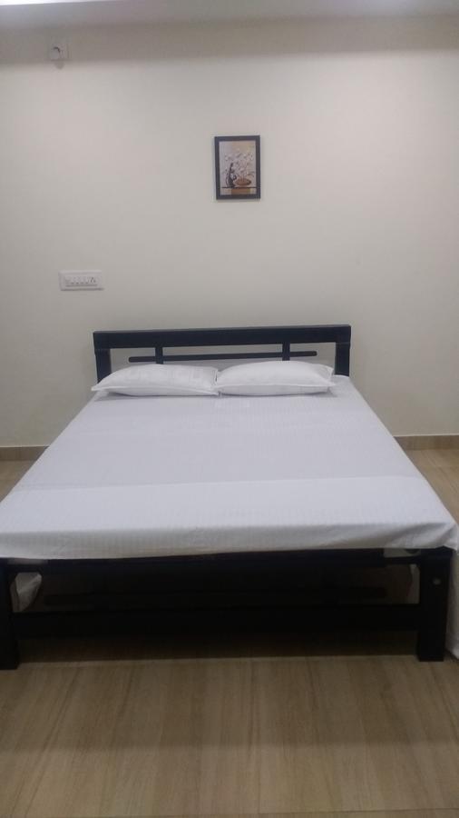 Dhoni Castle Hotel Palakkad Buitenkant foto